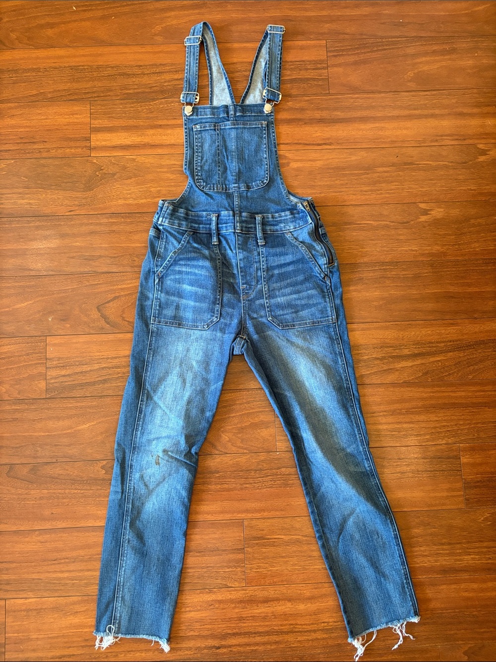Madewell Blue Denim Women's Skinny Overalls with Front Bib (Stained)
